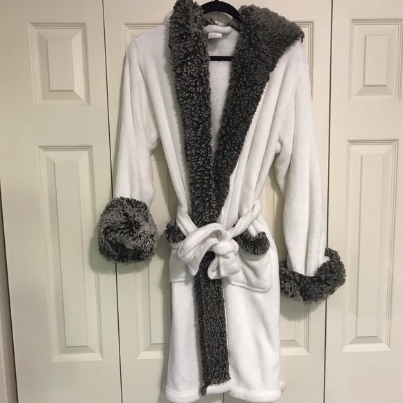 Pottery Barn Other - Pottery Barn Luxe Faux Fur Hooded Robe